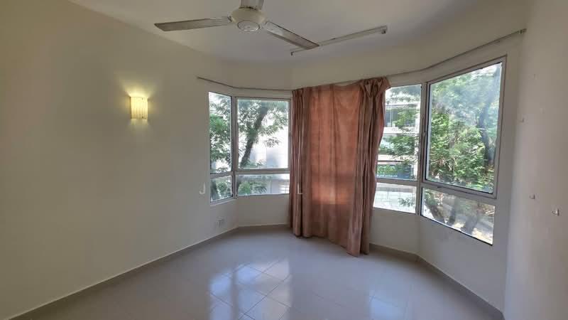 Gurney Park Condominium - 5