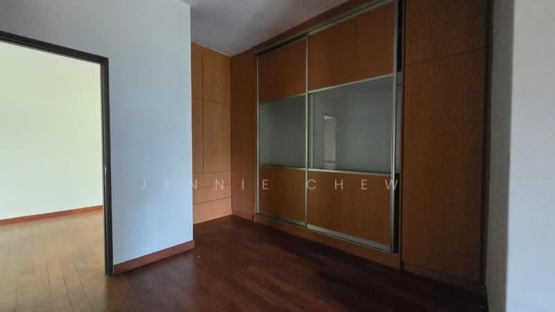 Ambang Botanic 1 - 5