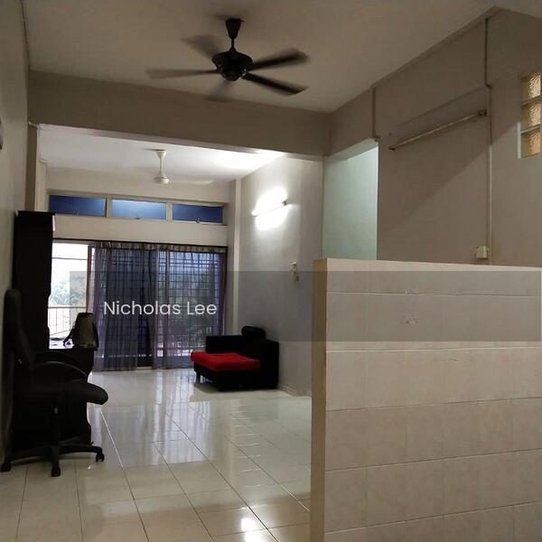 Le Courts Desa Tambun - 3