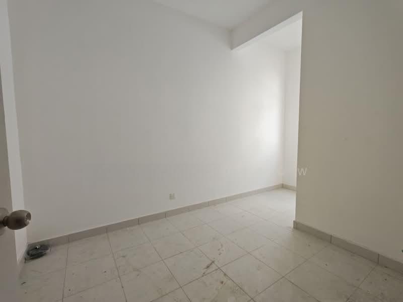 Erica West @ Meridin - 5