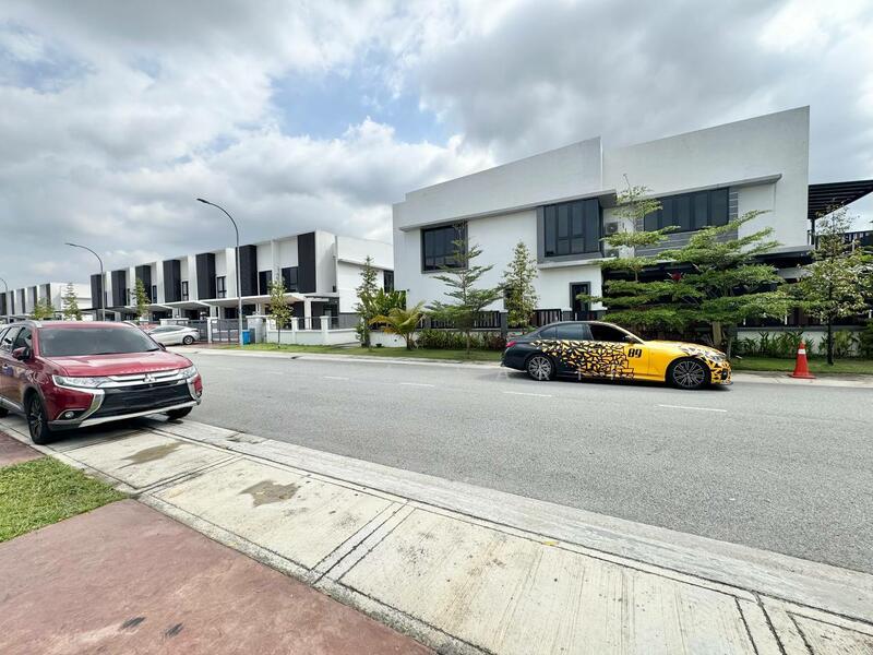 Superlink Double Storey Cahaya Alam Seksyen U12 Shah Alam - 2