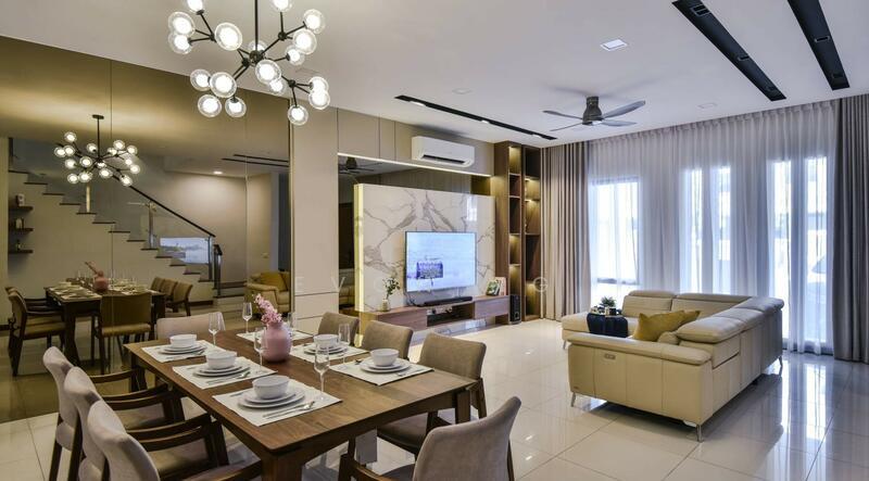 Seremban 2 10mins sampai Semi-D concept bulanan 2500 - 2