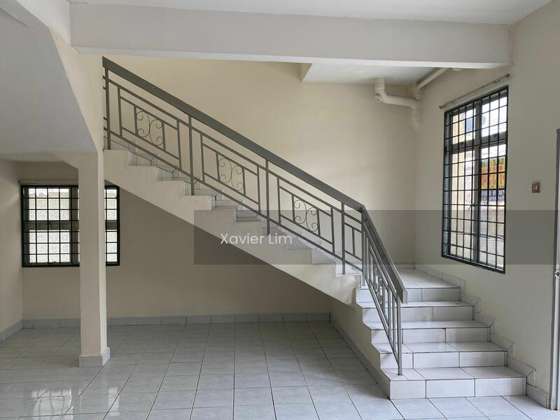 Terrace house at Desa Anggerik - 4