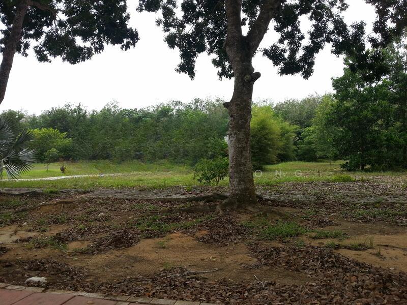 Bungalow Land at Bayu Lakehomes - 2