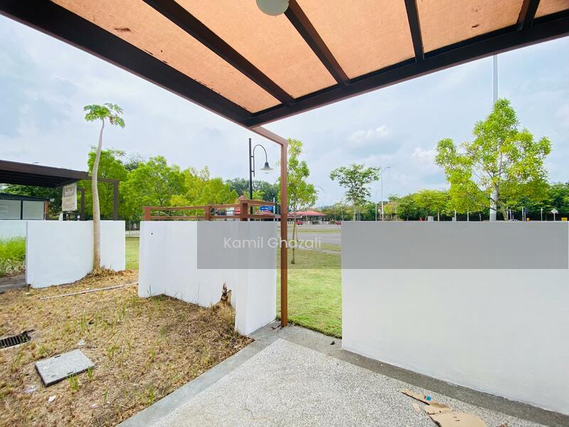 REFURBISHED FACING OPEN 3 Storey House Duta Villa, Presint 14 - 3