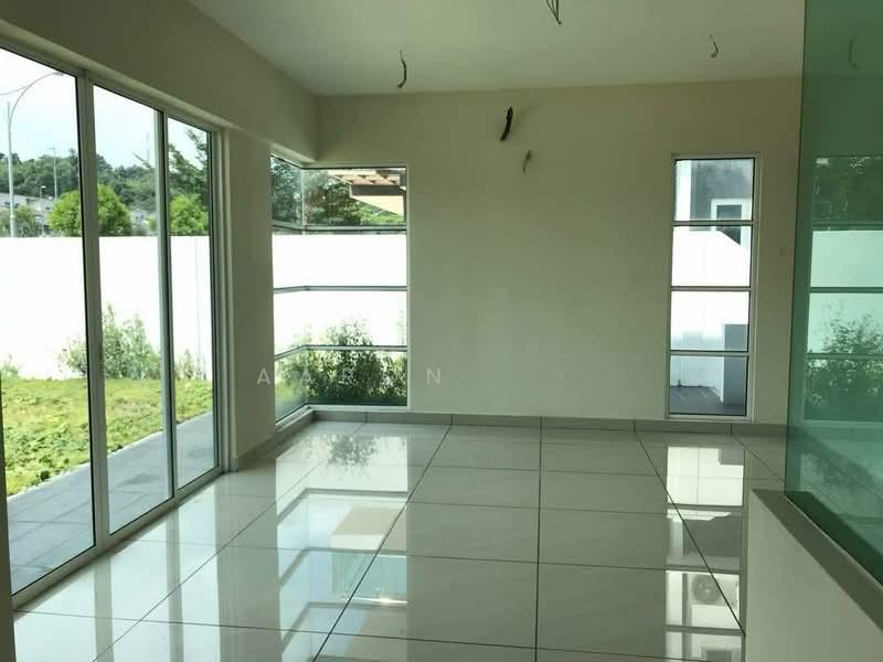 Bandar Tun Hussein Onn - 2