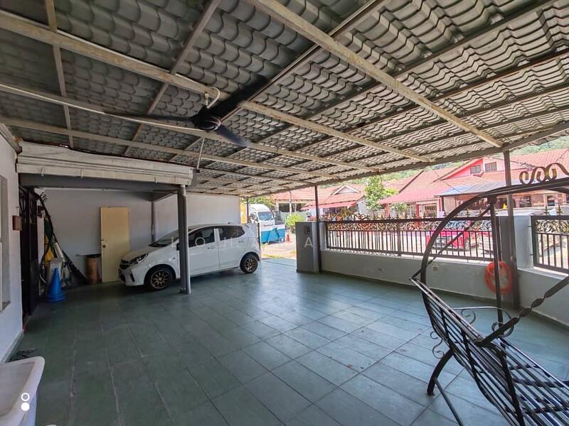 CORNER LOT SINGLE STOREY TERRACE SELAYANG - 4