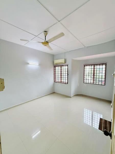 Taman Kosas - 3