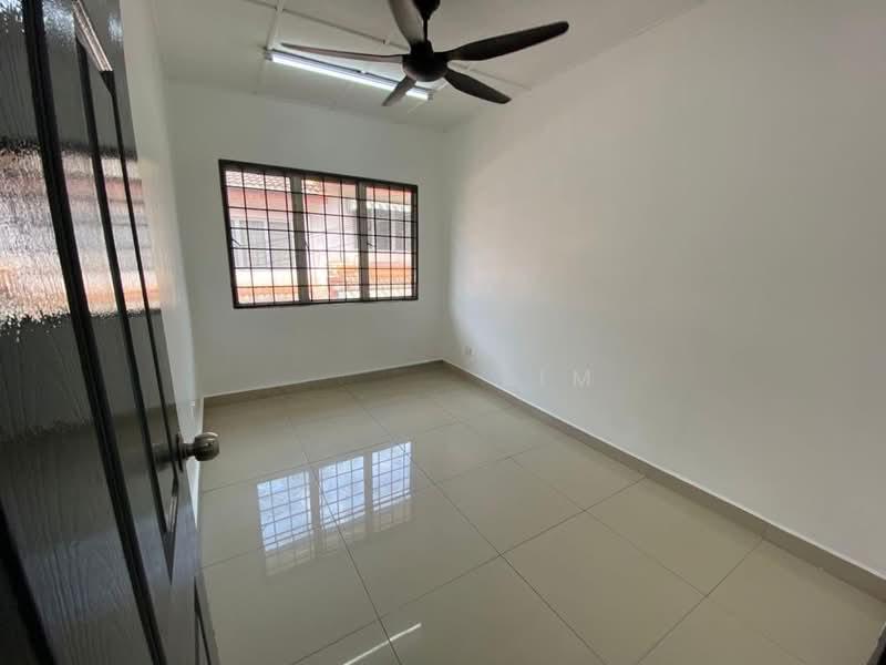 Bandar Country Homes - 3