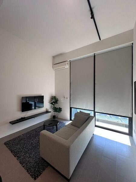 The Establishment - 4