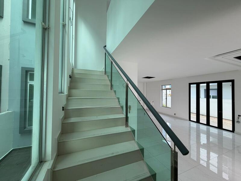 Nusa Duta Nusas Dutas - 5