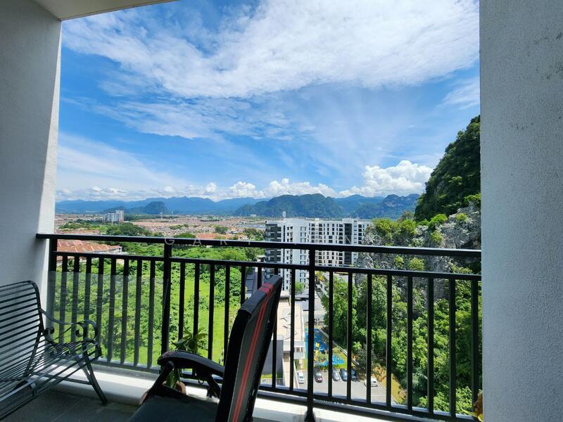 The Cove Hillside Residence - 2