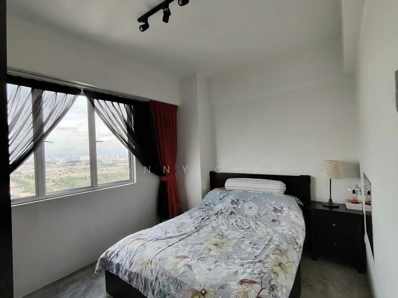 Main Place Residence - 4