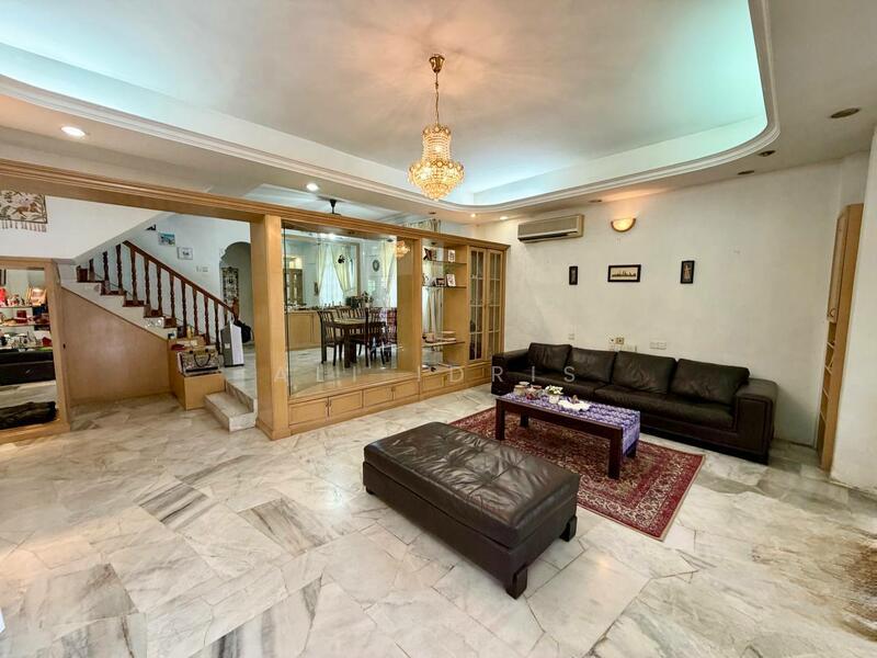 Bandar Sungai Long SL 2 - 4