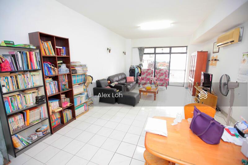 One Ampang Avenue - 4