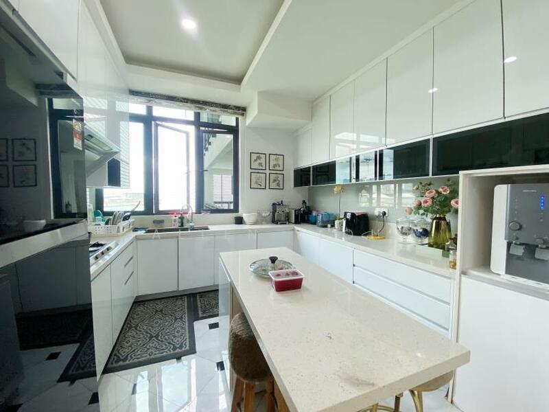 The LIGHT COLLECTION II - 5