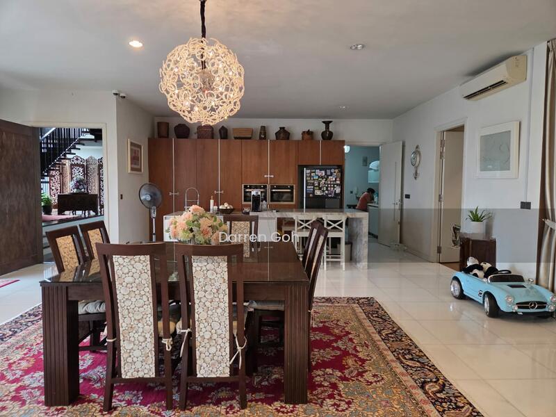 Dedaun Condominium - 4