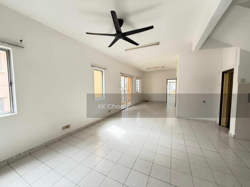 Townhouse at Taman Amansiara - 2