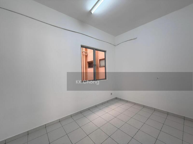 Townhouse at Taman Amansiara - 5