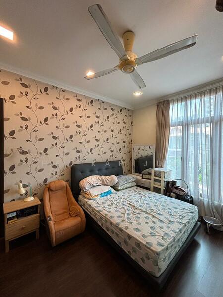 Amarin Kiara - 4