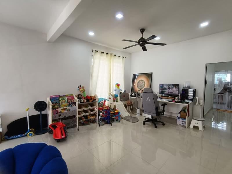 BUKIT INDAH BANDAR NUSAJAYA - 3