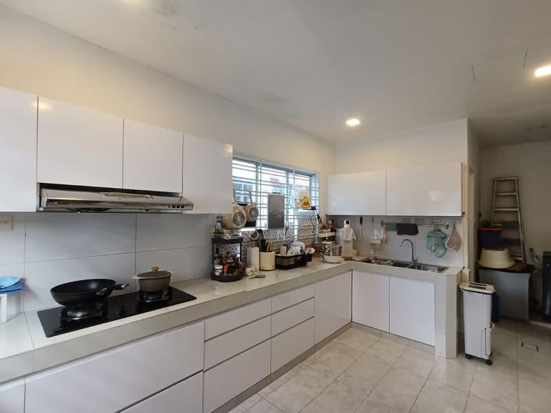 BUKIT INDAH BANDAR NUSAJAYA - 4