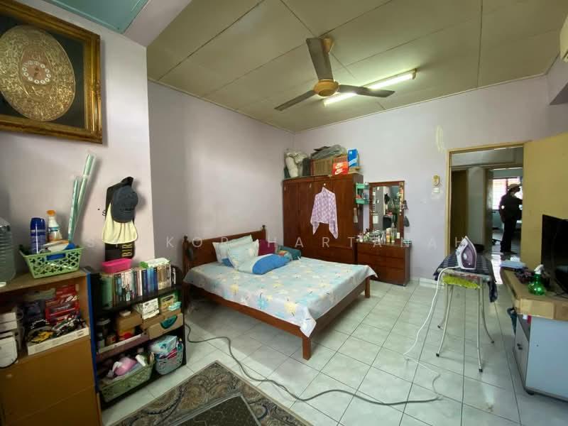 Double Storey Terrace Desa Latania Sek 36 Shah Alam - 5