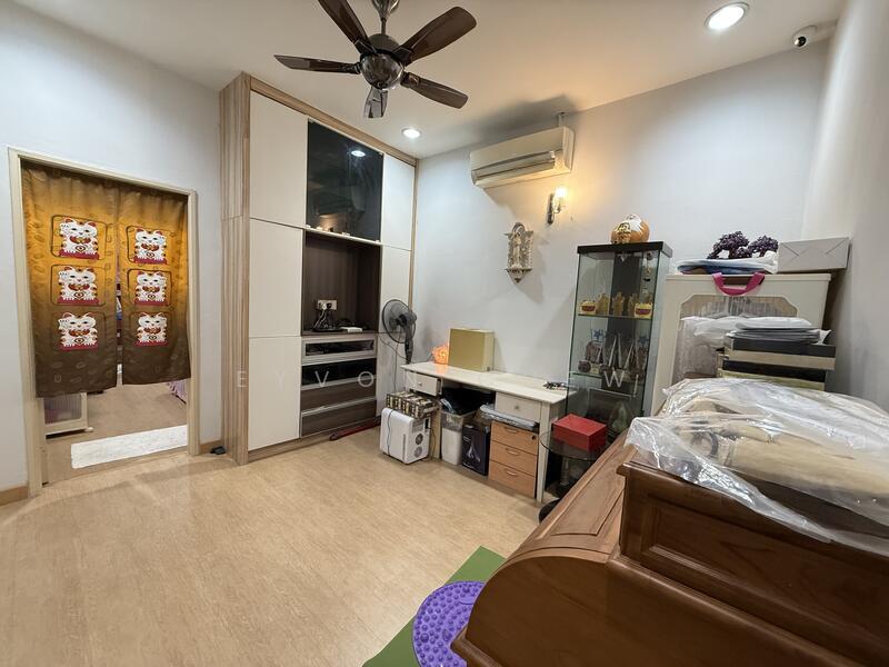 Seri Sungai Long - 5