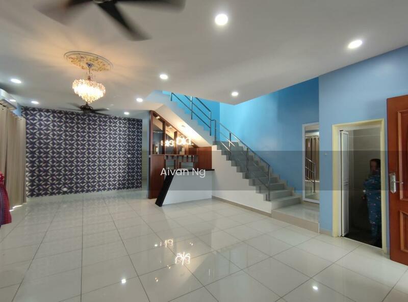 LaVille - 4