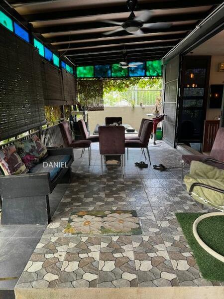 Semi-D house at Kajang - 5