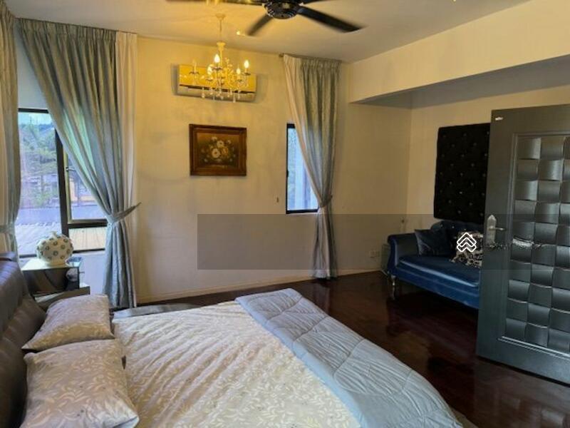 Semi-D house at Kajang - 5