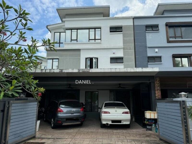 Semi-D house at Kajang - 3