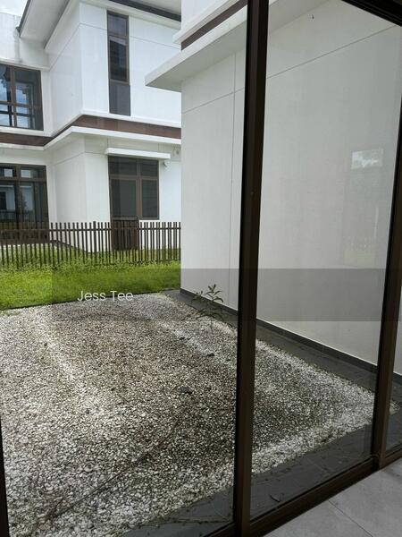 Cora @ Eco Ardence - 4