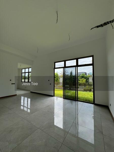 Cora @ Eco Ardence - 1