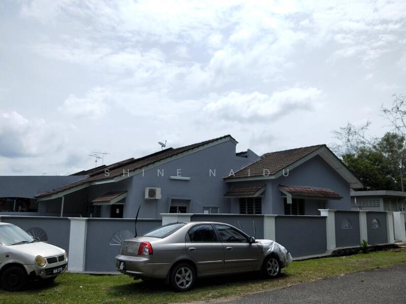 Taman Muzaffar Shah - 2