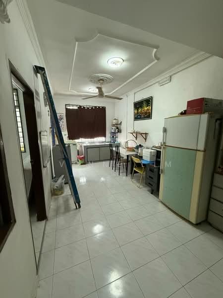 Taman Universiti - 1