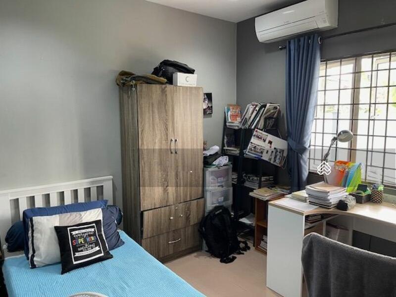 Terrace house at Usj 12 - 5