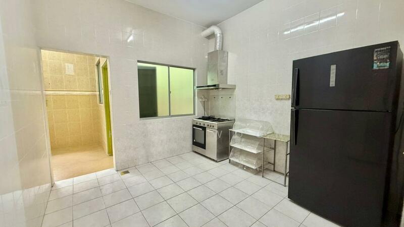 Taman Impian Emas - 5