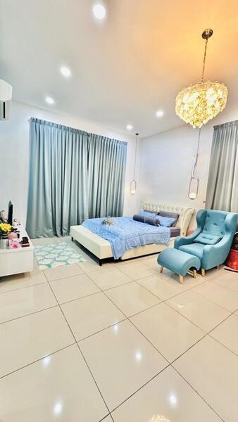 Alma @ Tropicale Residency - 2