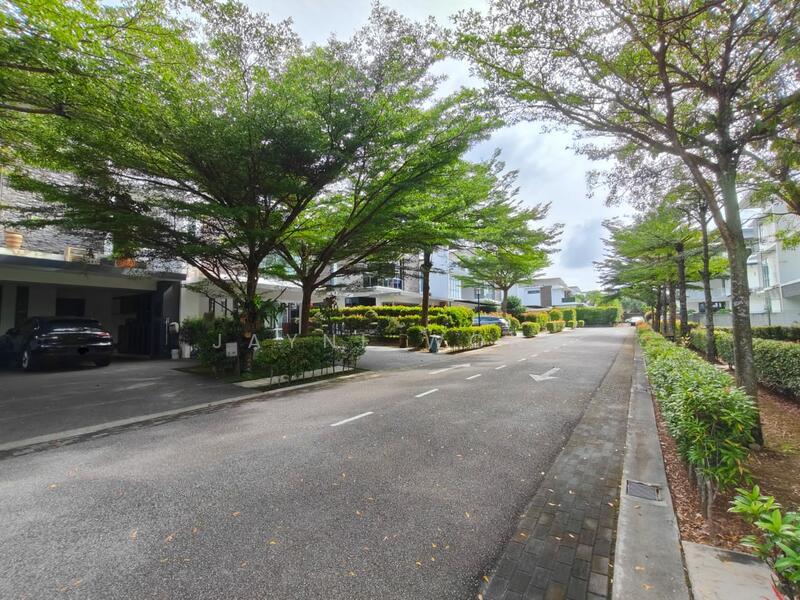 THE STRAITS VIEW RESIDENCES - 1