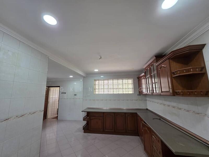 Damansara Kim - 4
