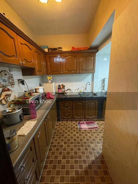 Plaza Sinar Apartment - 4