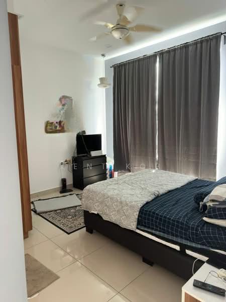 M Condominium @ Larkin - 5