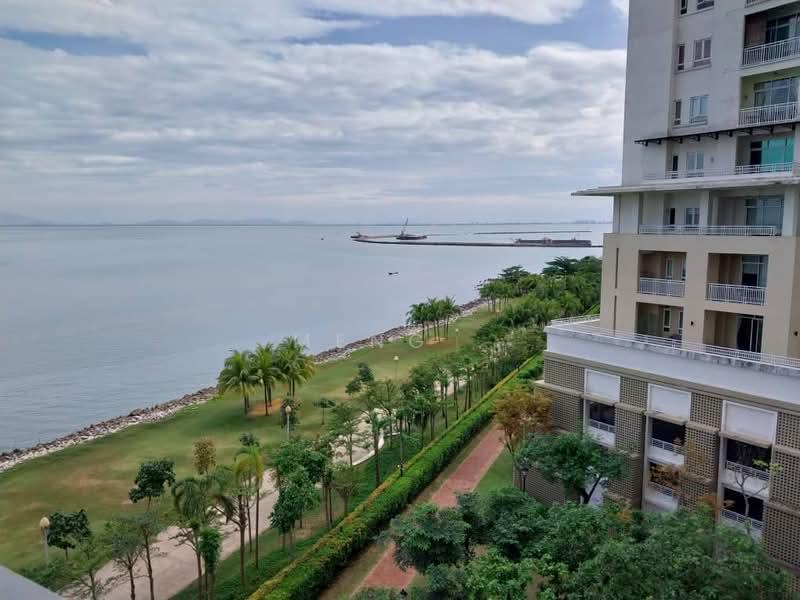 Quayside Seafront Resort Condominiums - 3