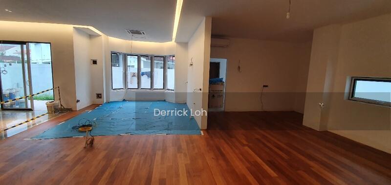 Jalan Tunku Abdul Rahman - 4