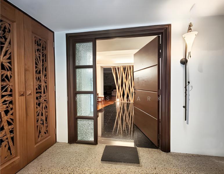 The Regency Condominium - 5