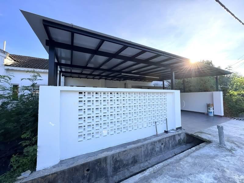 Pantai Sepang Putra - 5