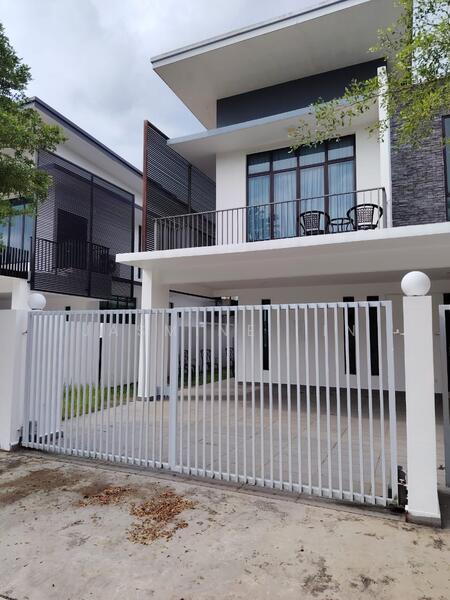 Grey Stones (Semi-D), Adda Heights - 1