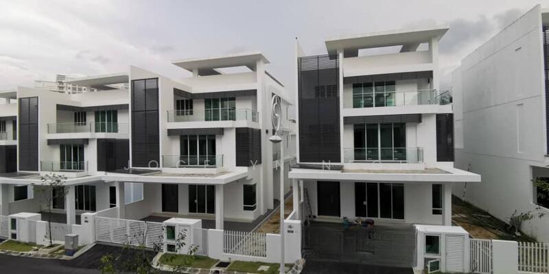 Hillpark Residences - 1