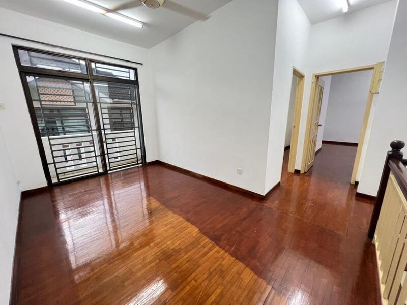 Taman Austin Heights - 2